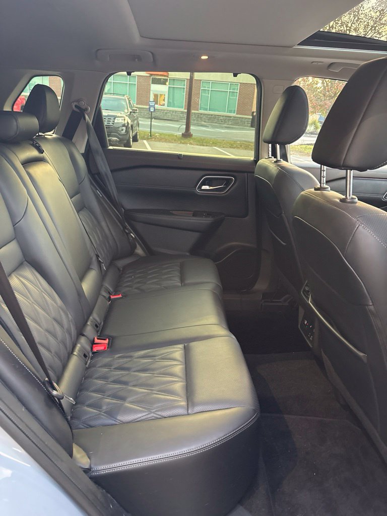 Certified 2023 Nissan Rogue Platinum w/ Platinum Premium Package AWD/4WD image 5