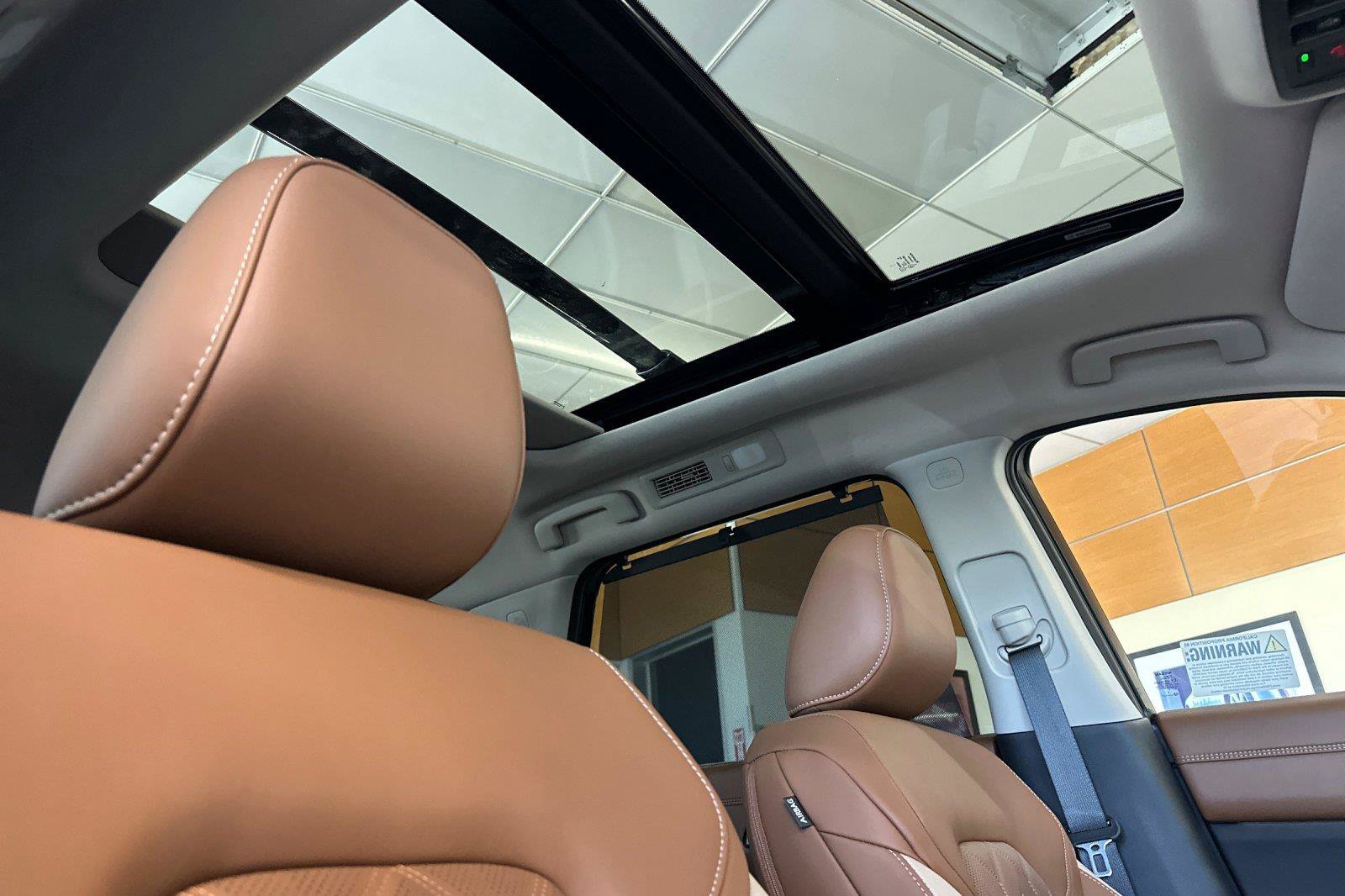 New 2026 Nissan Pathfinder Platinum AWD/4WD image 17
