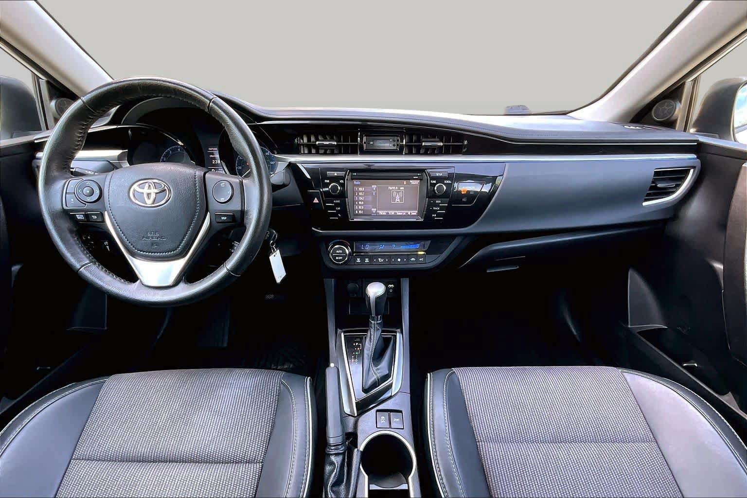 Used 2015 Toyota Corolla S FWD image 16