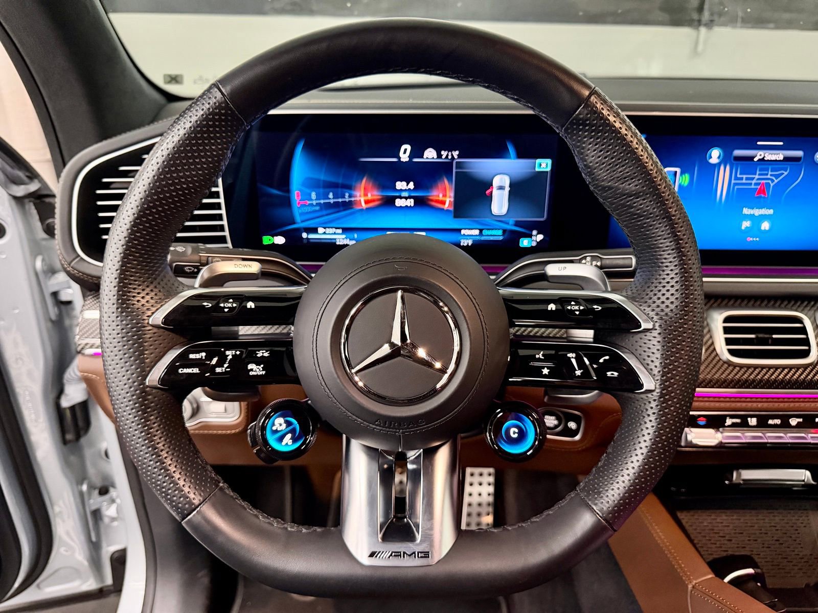 Used 2024 Mercedes-Benz GLS 63 AMG 4MATIC image 27