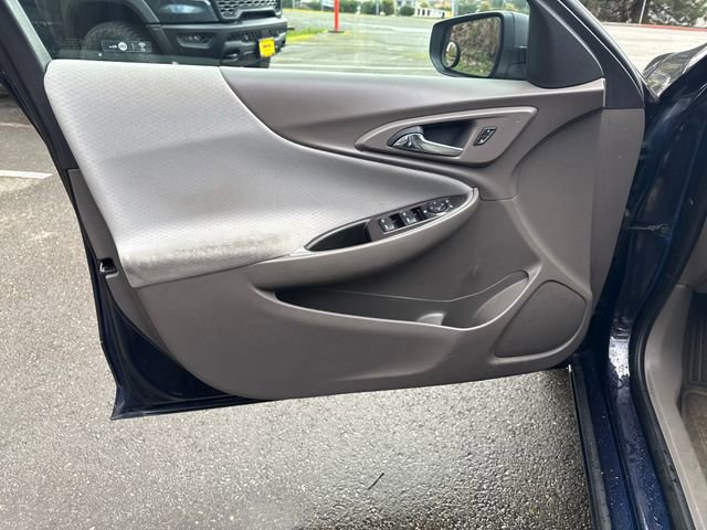 Used 2017 Chevrolet Malibu LS image 17