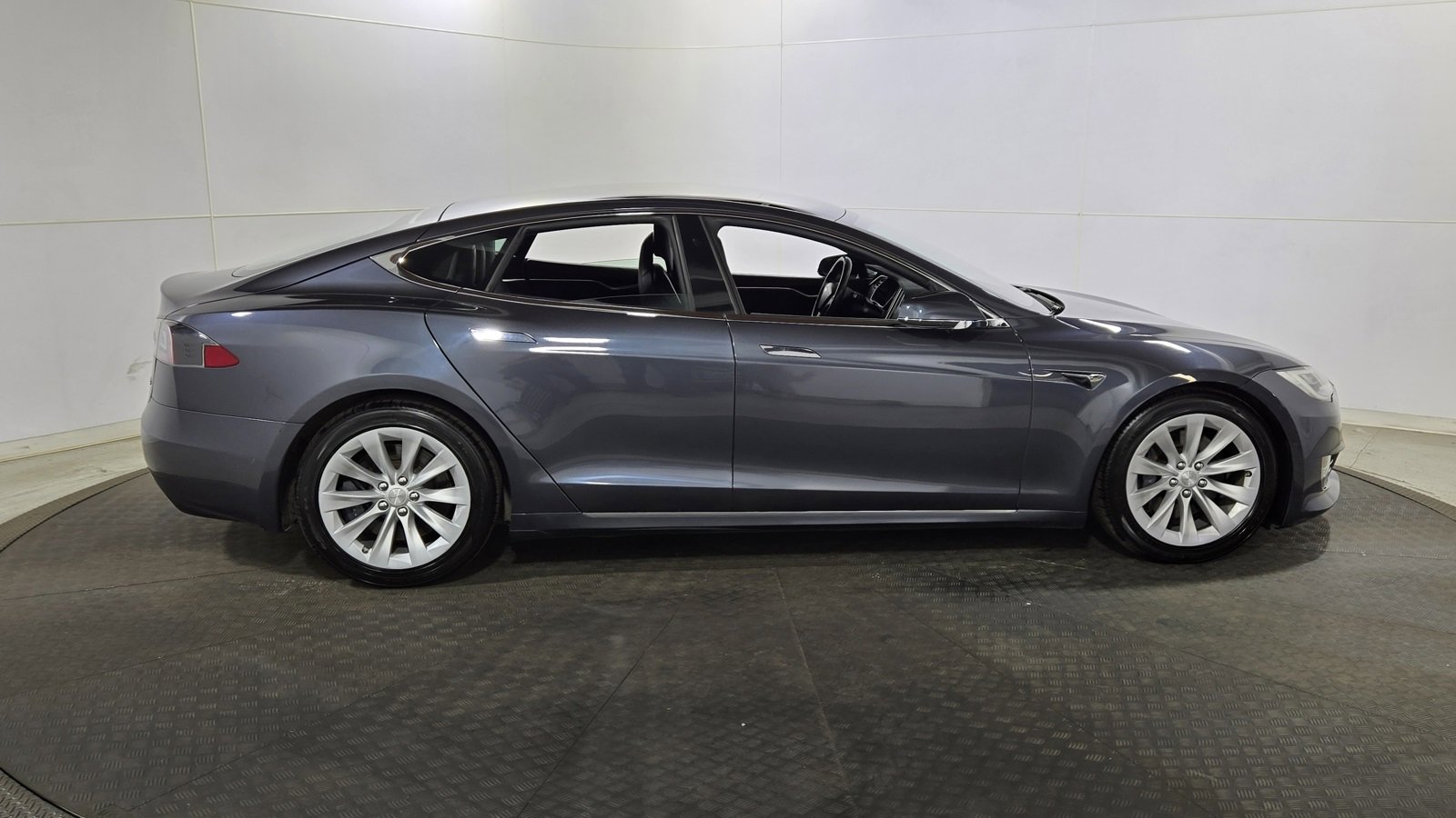 Used 2017 Tesla Model S 75D image 8