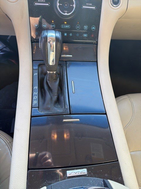 Used 2015 Ford Taurus Limited w/ Equipment Group 301A image 18