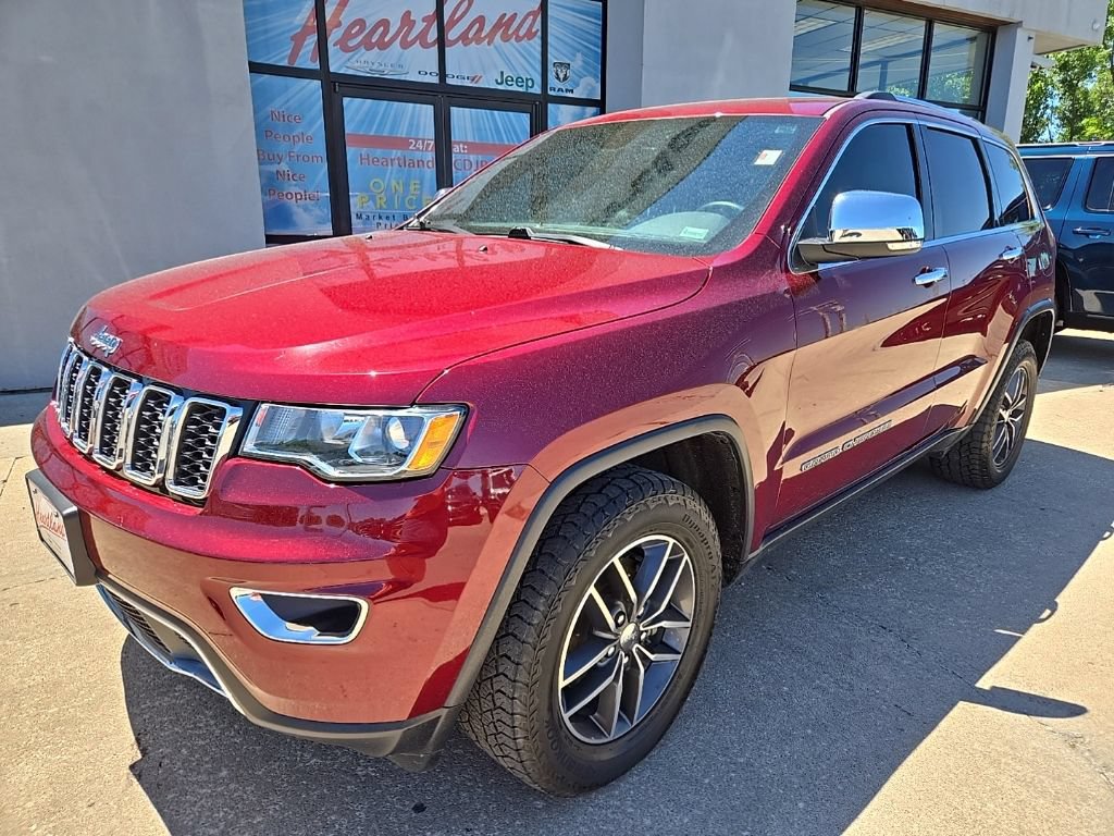 Used 2018 Jeep Grand Cherokee Limited AWD/4WD image 2
