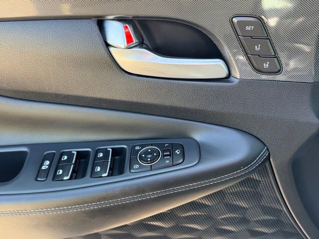 Used 2023 Hyundai Santa Fe Limited AWD/4WD image 9