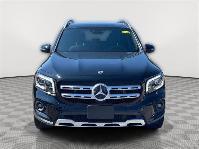 Used 2022 Mercedes-Benz GLB 250 4MATIC image 3