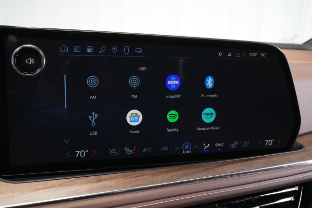 Used 2025 Chevrolet Tahoe High Country image 54