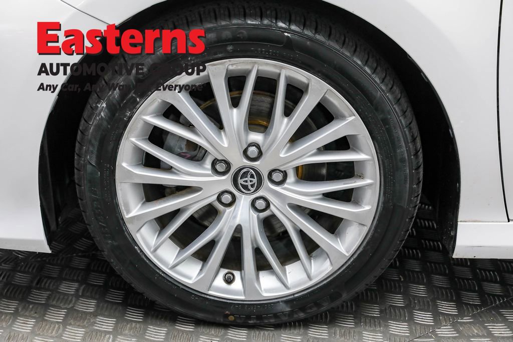 Used 2019 Toyota Camry XLE image 34