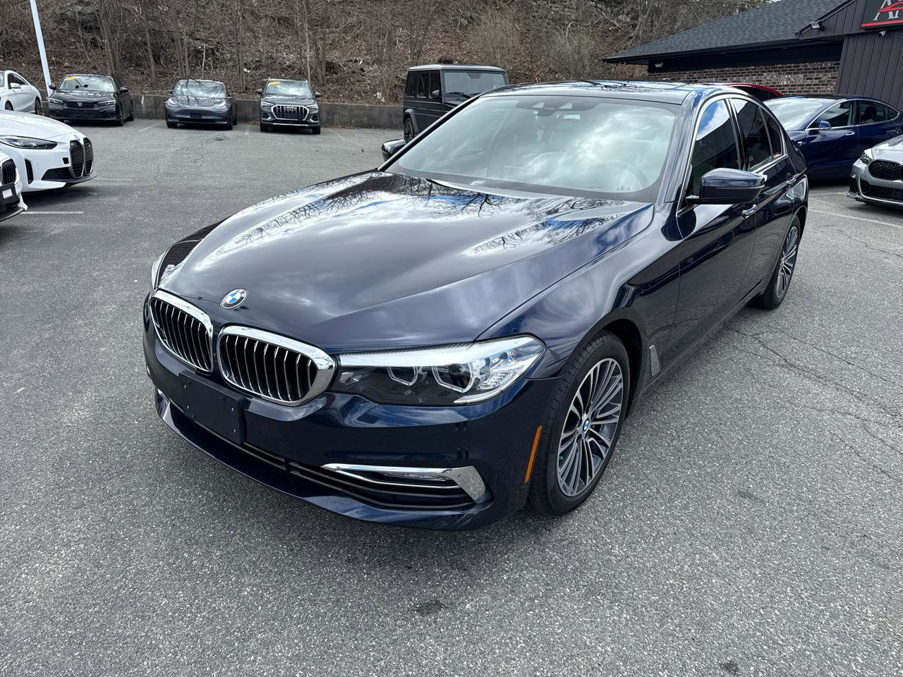 Used 2017 BMW 530i xDrive image 3