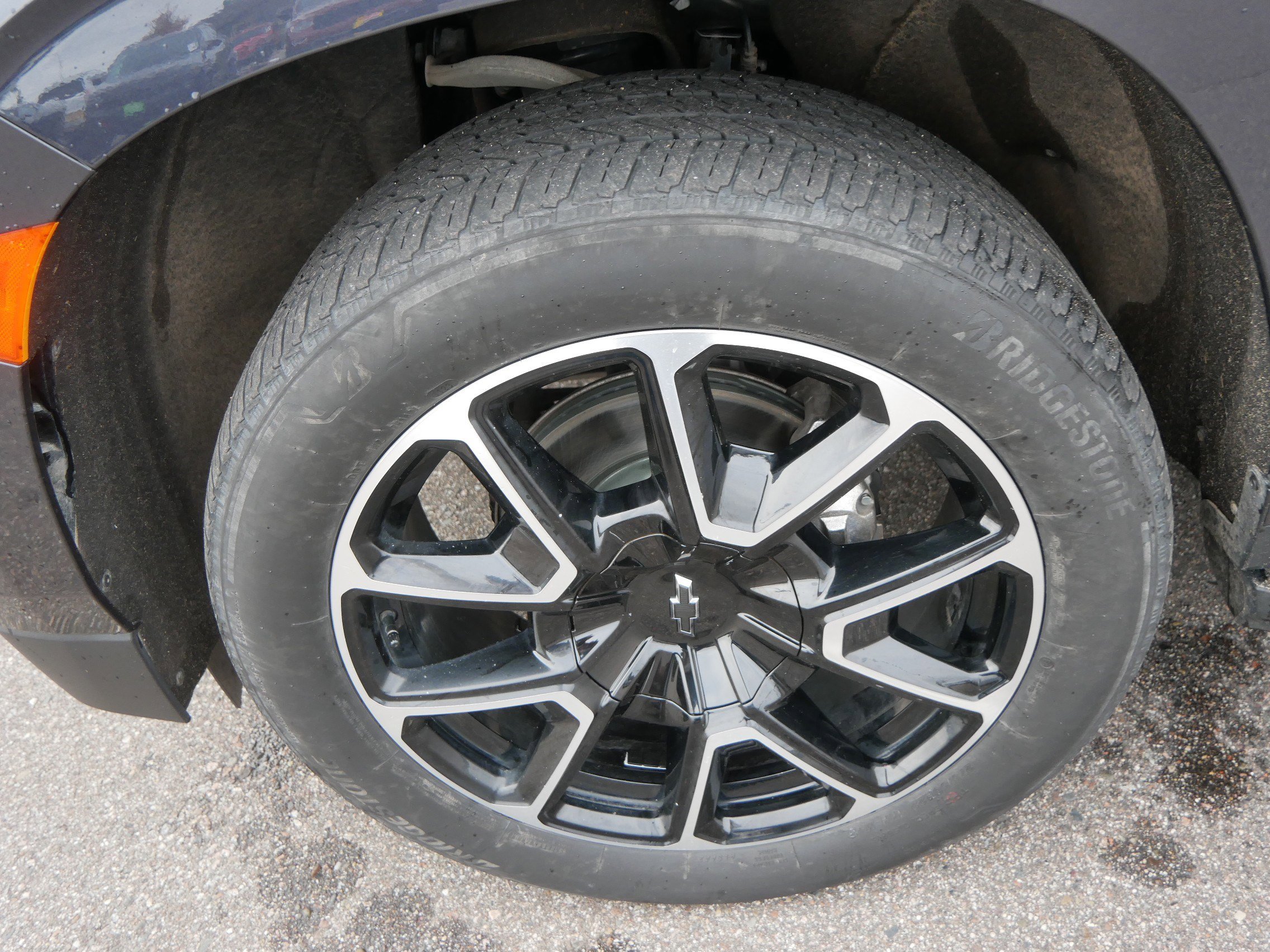 Used 2023 Chevrolet Suburban RST image 16