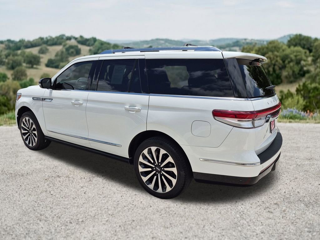 Used 2023 Lincoln Navigator Reserve AWD/4WD image 8