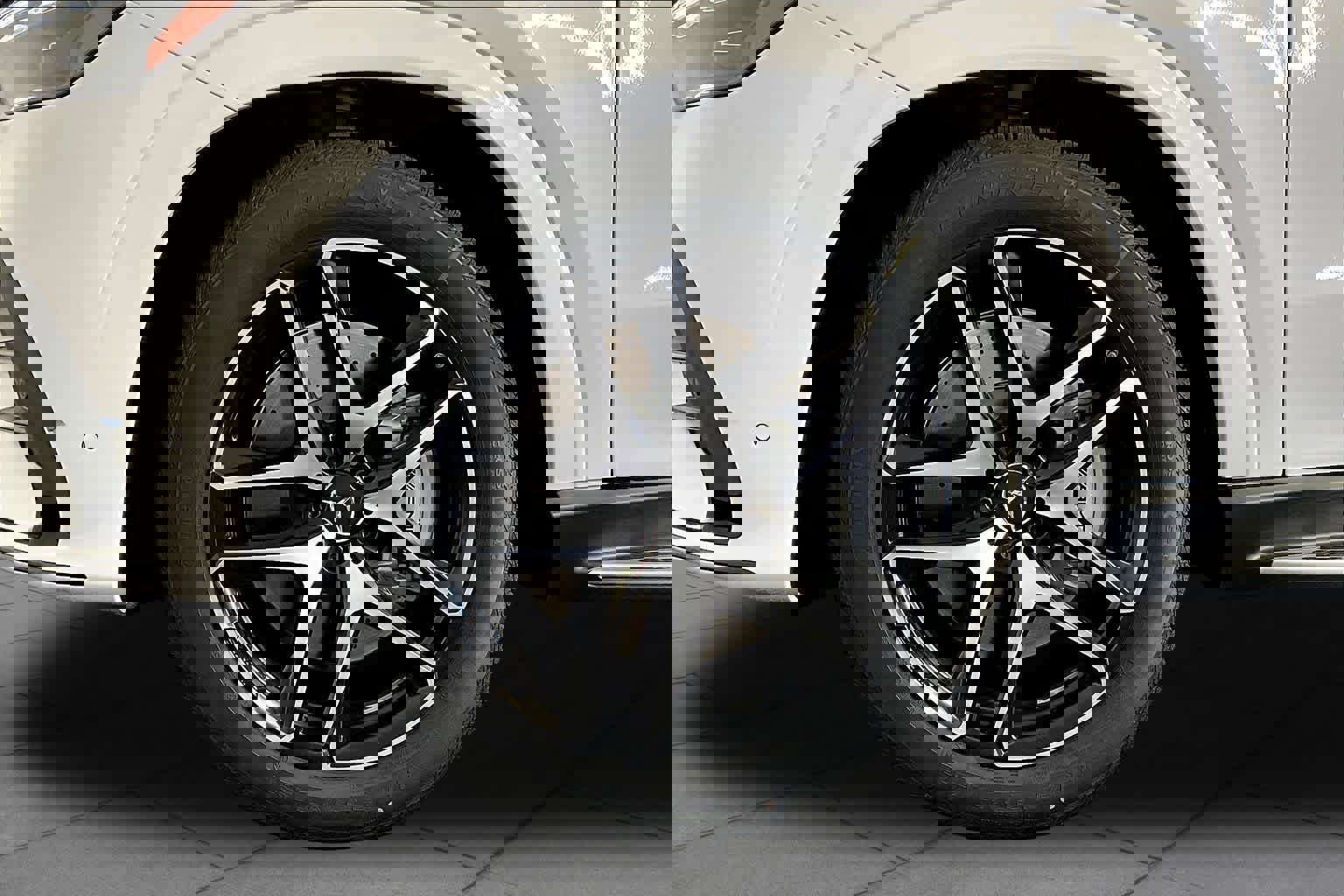 New 2026 Mercedes-Benz GLE 53 AMG 4MATIC Coupe image 17