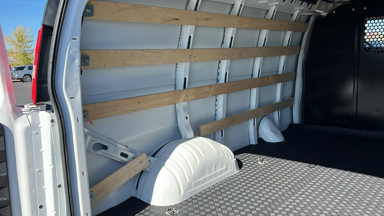 Certified 2023 Chevrolet Express 2500 w/ Driver Convenience Package image 13