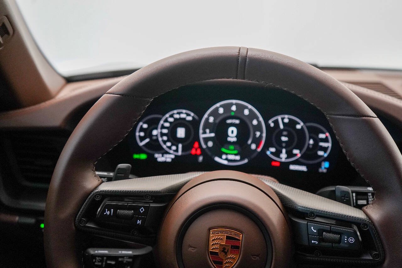 Used 2026 Porsche 911 Targa 4 GTS AWD/4WD image 42