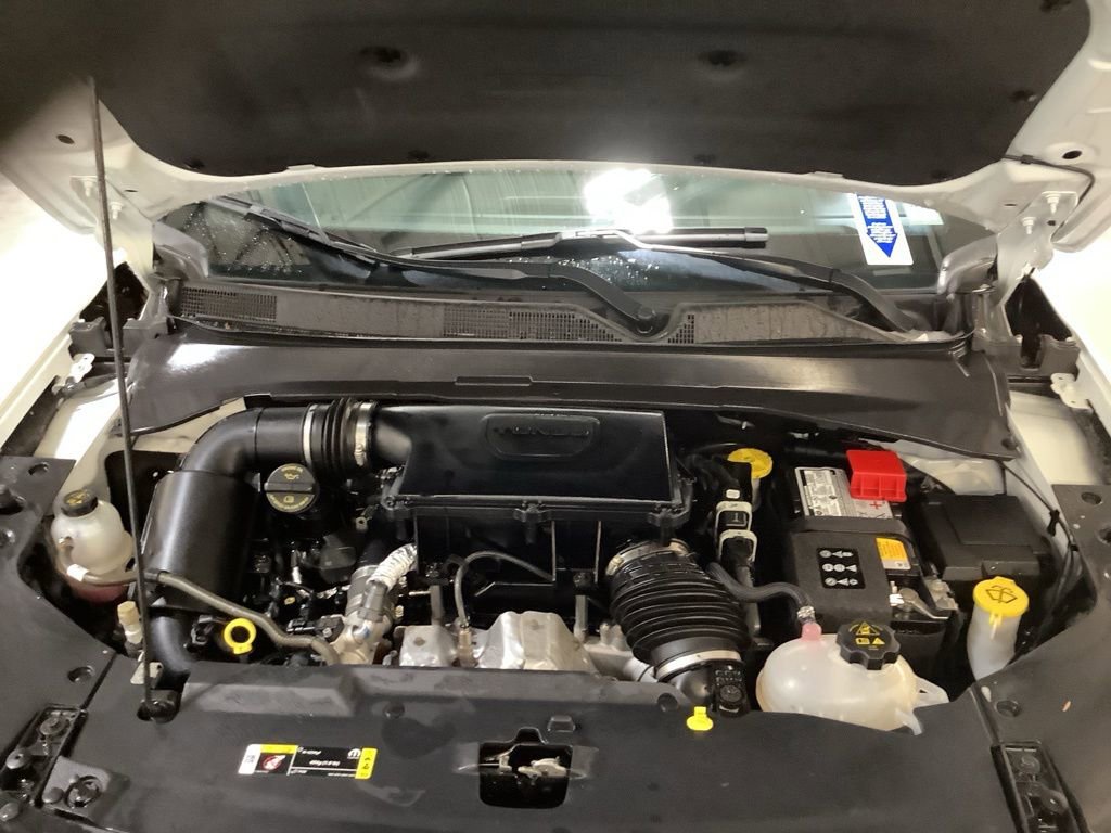 Used 2023 Jeep Compass Limited image 20