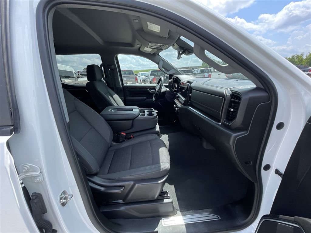 Used 2023 Chevrolet Silverado 1500 LT w/ Protection Package image 26