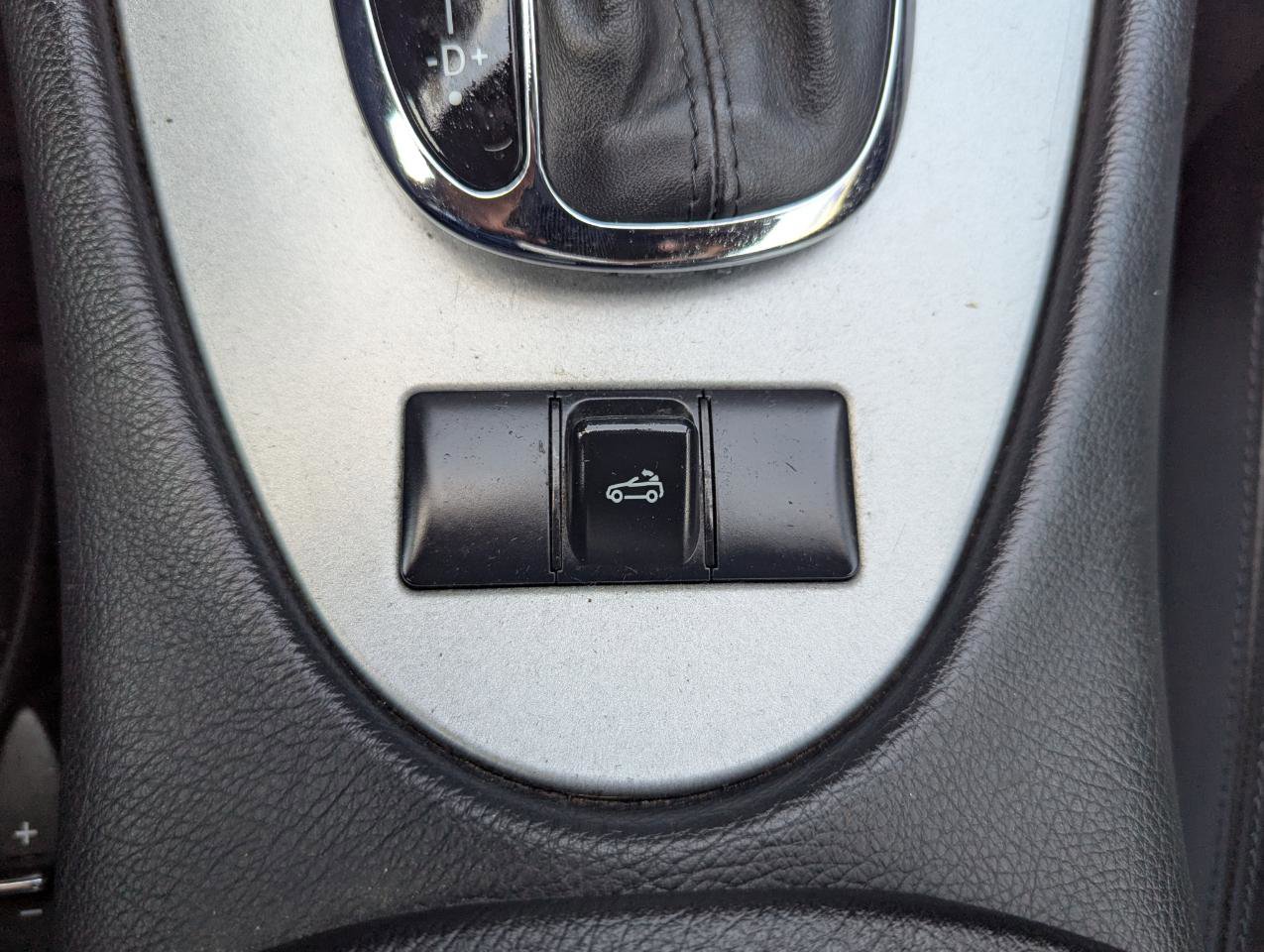 Used 2007 Mercedes-Benz CLK 63 AMG Cabriolet image 28