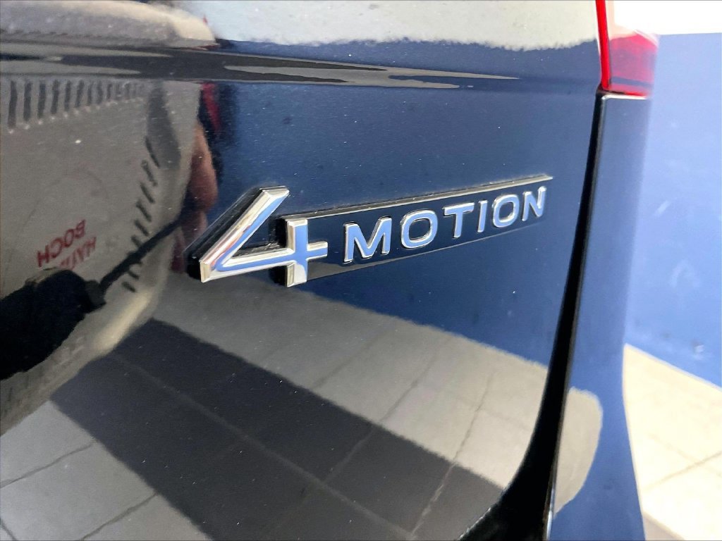 Used 2024 Volkswagen Tiguan SEL R-Line AWD/4WD image 28
