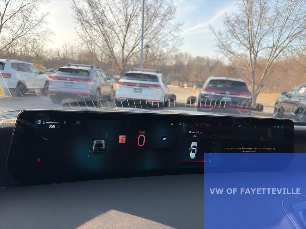 Used 2025 Ford Expedition Max Platinum image 14