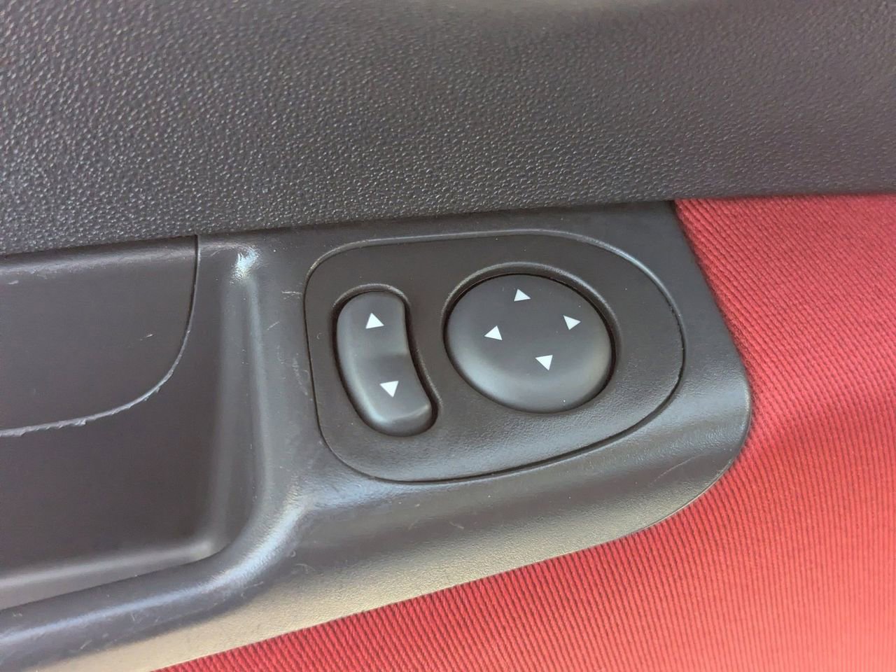 Used 2015 FIAT 500 Pop image 22