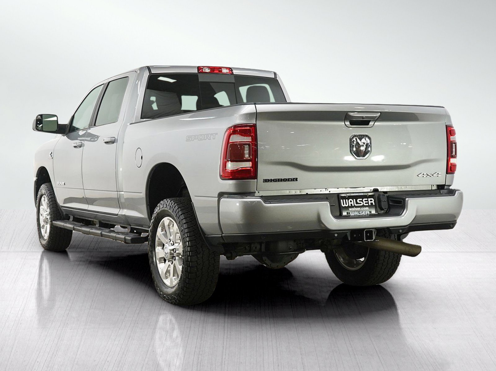 Used 2022 RAM 2500 Big Horn w/ Level C Equiment Group AWD/4WD image 3