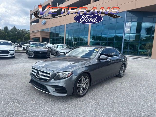 Used 2017 Mercedes-Benz E 300 image 1