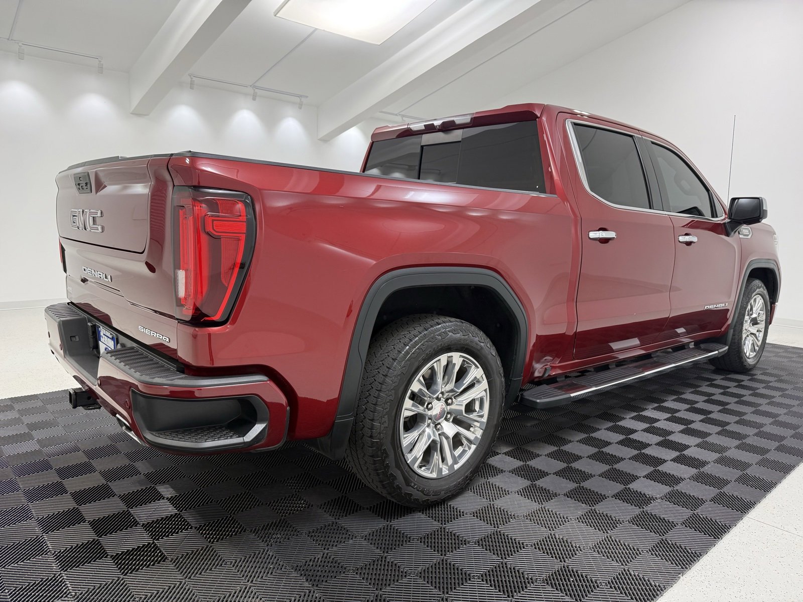 Used 2020 GMC Sierra 1500 Denali image 7