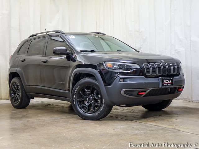 Used 2019 Jeep Cherokee Trailhawk AWD/4WD image 2