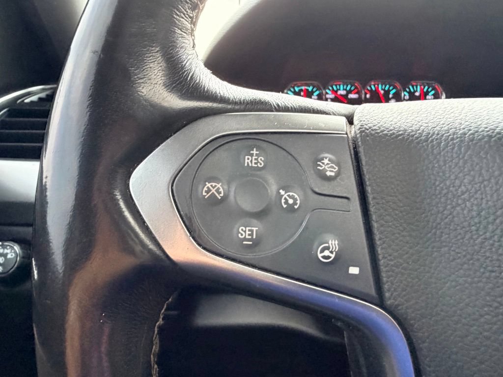 Used 2019 Chevrolet Suburban LT AWD/4WD image 13