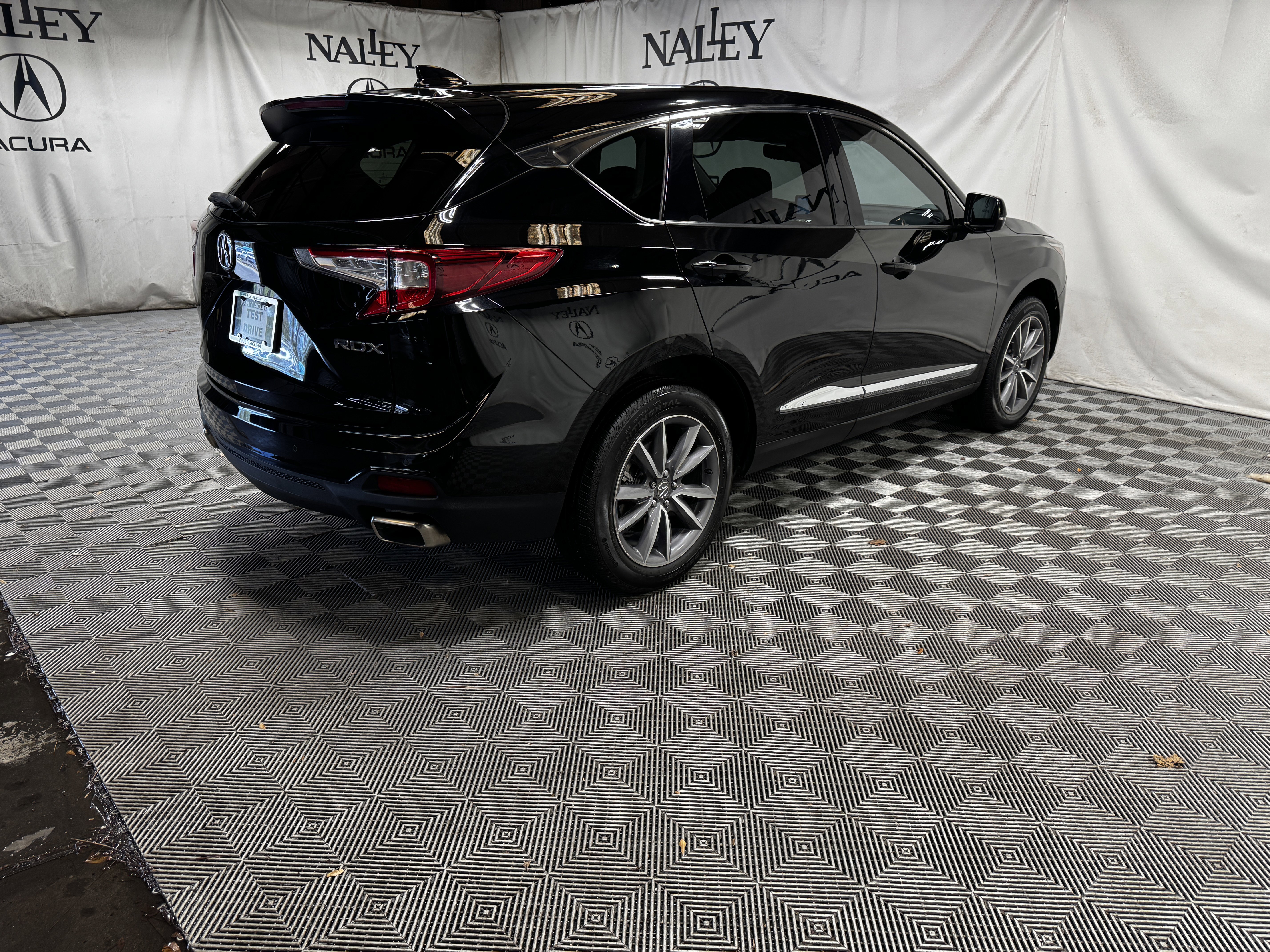 Certified 2022 Acura RDX FWD w/ Technology Package image 5