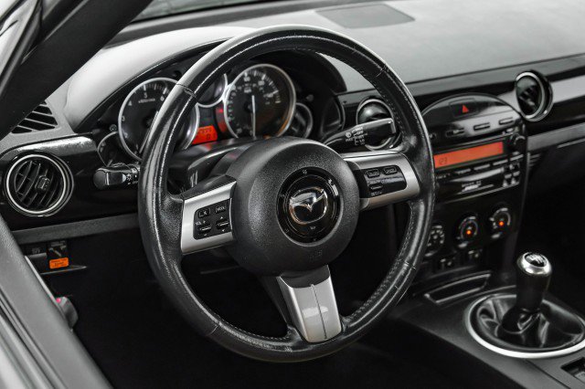 Used 2008 MAZDA MX-5 Miata Grand Touring w/ Premium Pkg RWD image 12