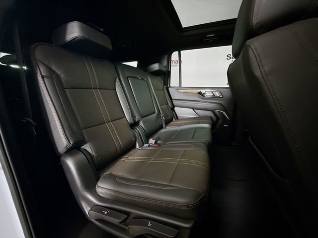 Used 2026 Chevrolet Suburban High Country w/ Sun And Tow Package AWD/4WD image 32