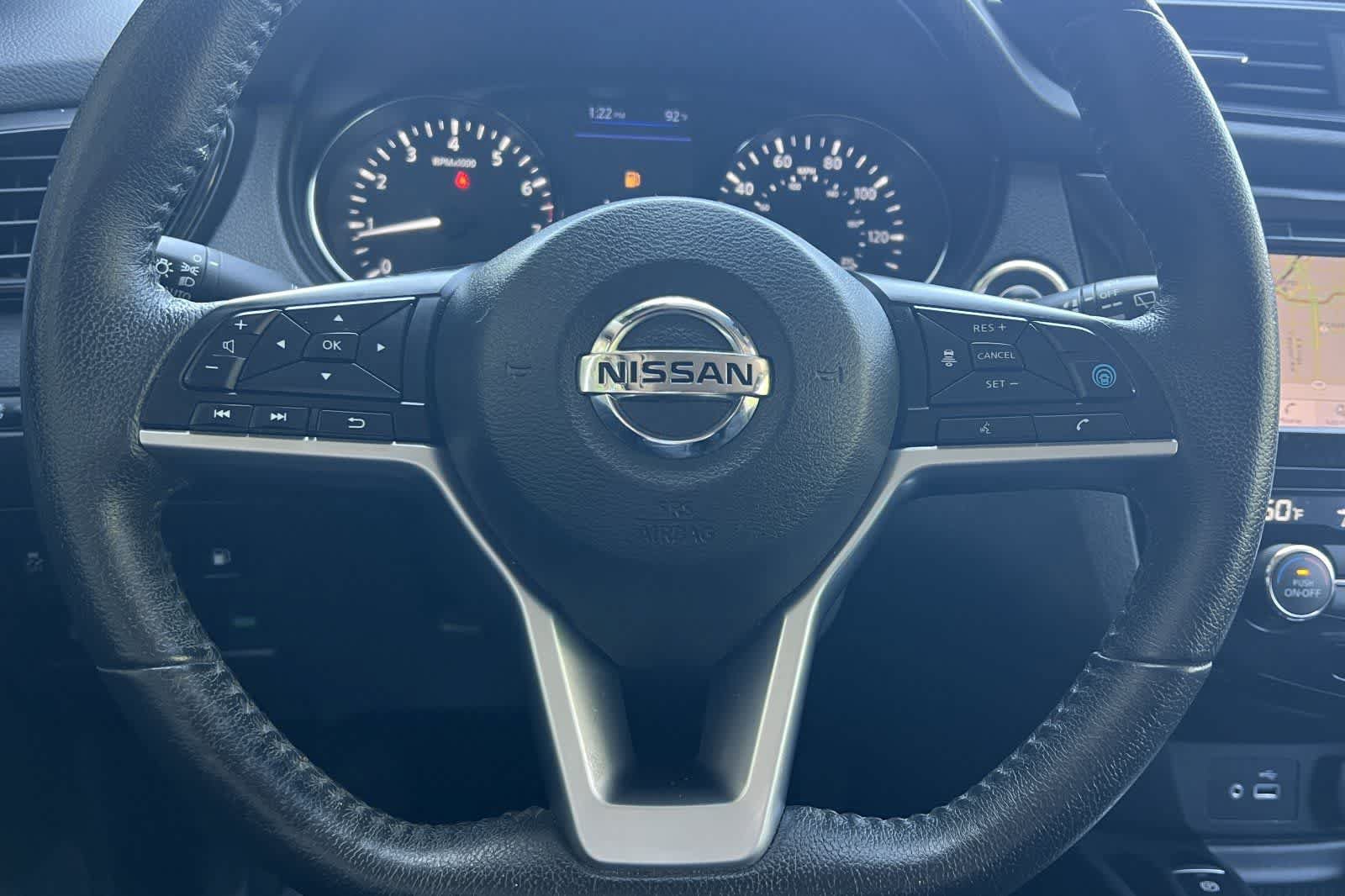 Used 2020 Nissan Rogue SV w/ Premium Package FWD image 29