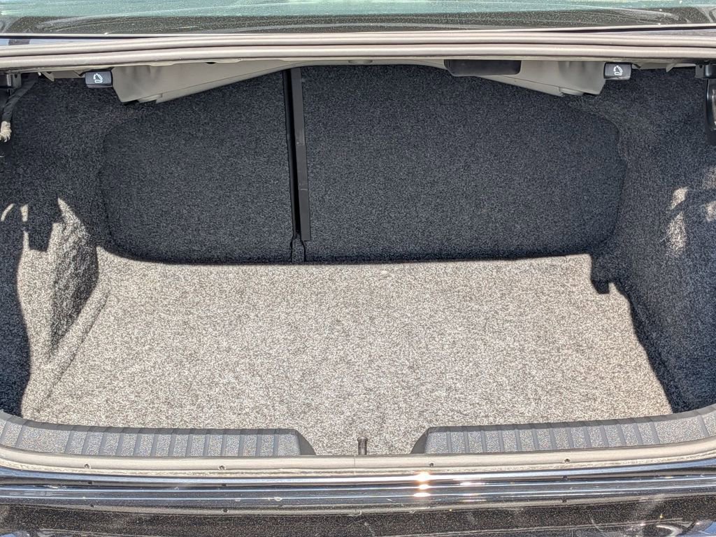 Used 2025 Volkswagen Jetta Sport image 28