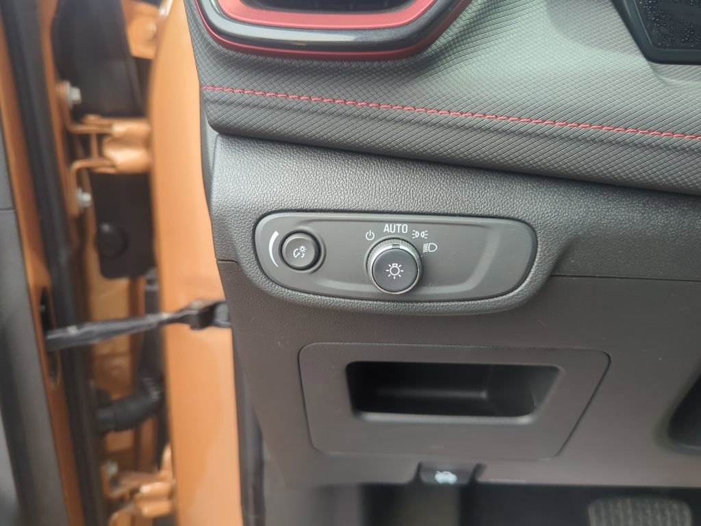 Certified 2024 Chevrolet TrailBlazer RS w/ Driver Confidence Package image 29