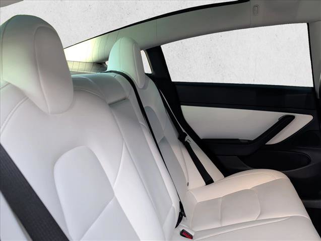 Used 2020 Tesla Model 3 Standard Range Plus image 19