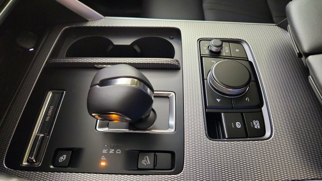New 2026 MAZDA CX-90 Plug-In Hybrid w/Premium Sport AWD/4WD image 17