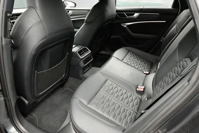 Used 2021 Audi RS 6 w/ Carbon Optic Package AWD/4WD image 14