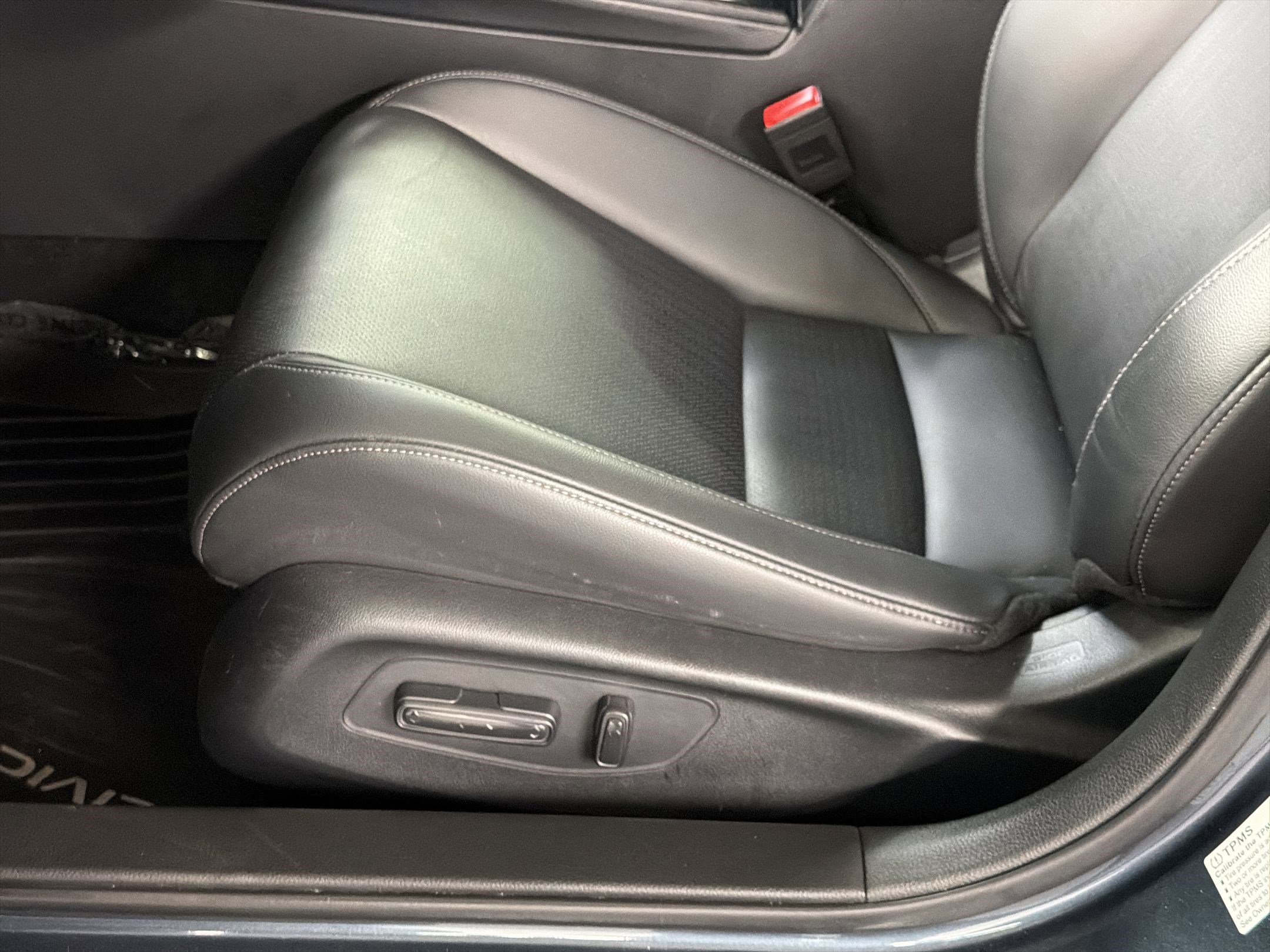 Certified 2024 Honda Civic EX-L image 13