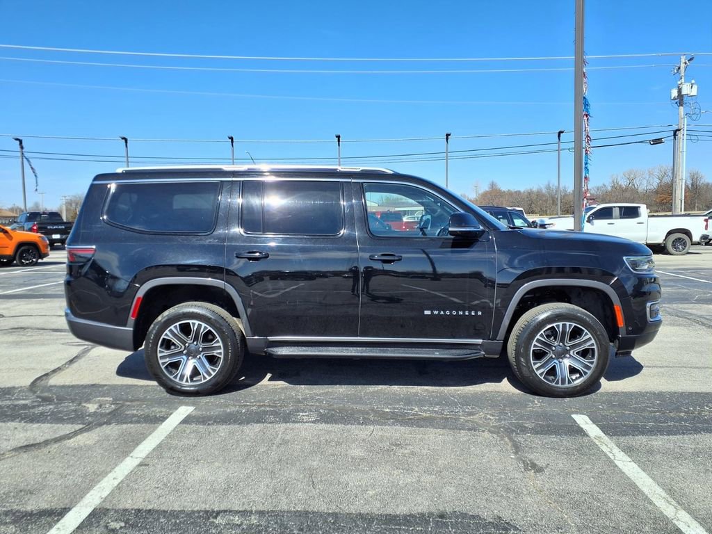 Used 2022 Jeep Wagoneer Series III w/ Rear Seat Video Group 1 image 8