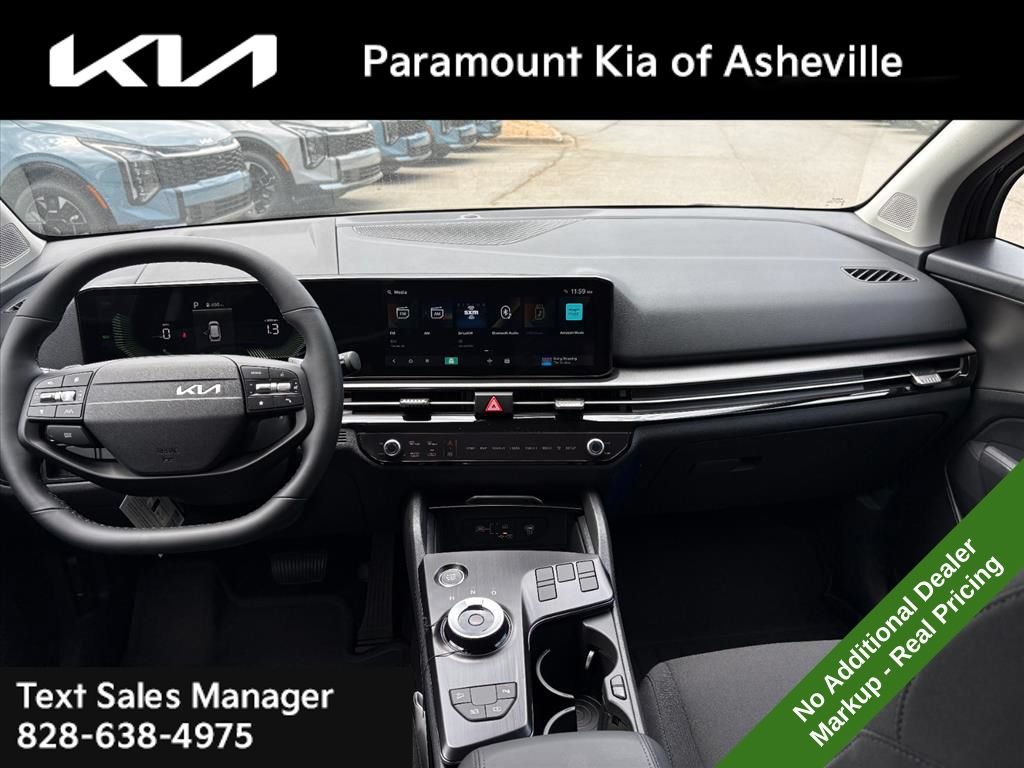 New 2026 Kia Sportage LX FWD image 7