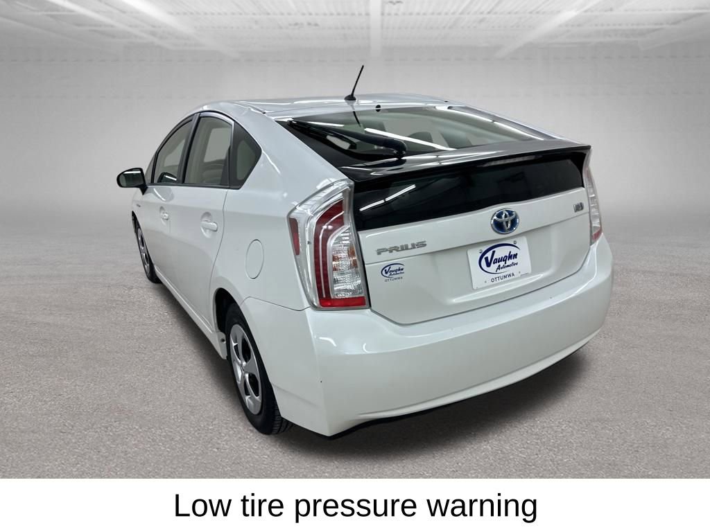 Used 2014 Toyota Prius Two image 10