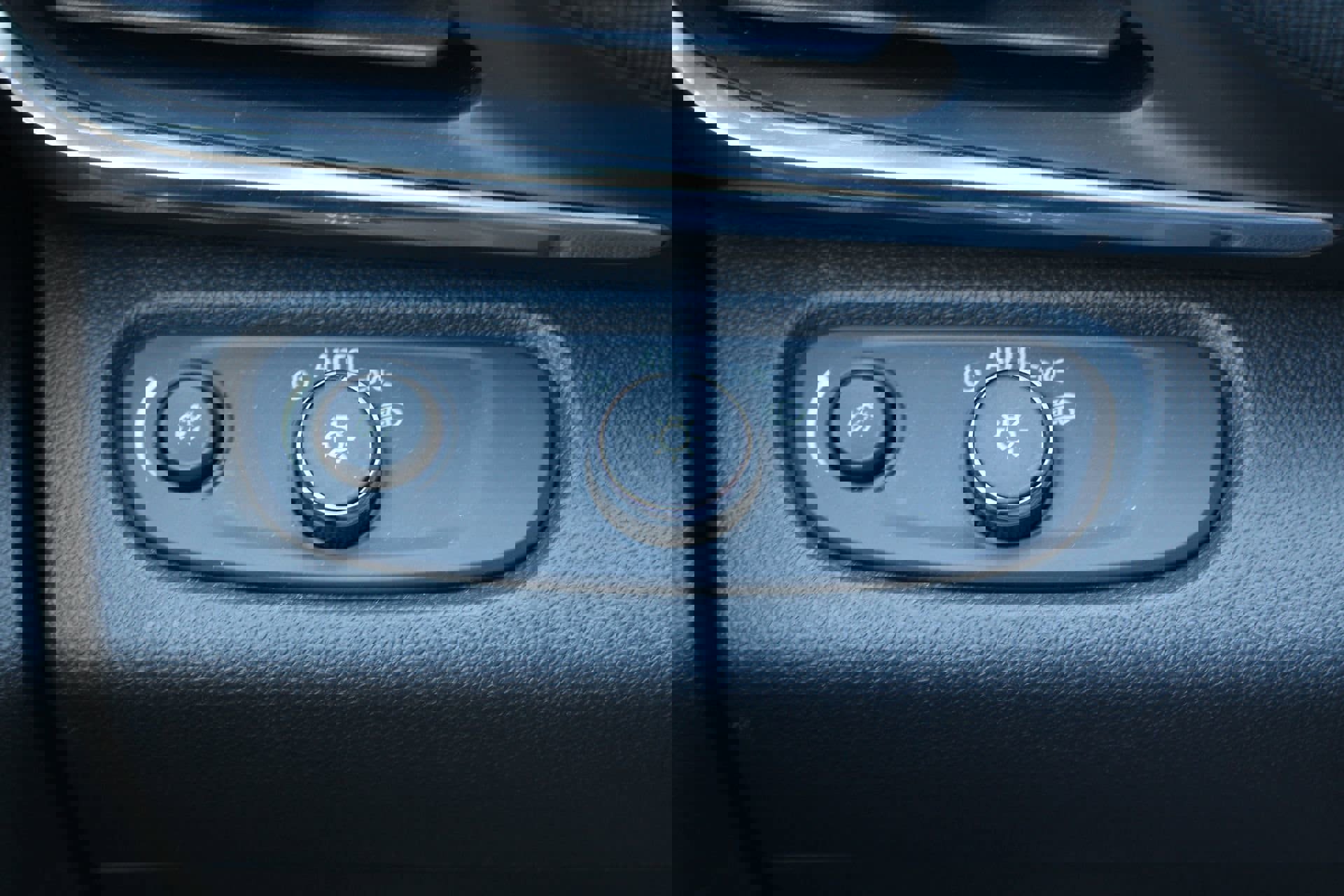 Used 2024 Buick Envista Preferred FWD image 21