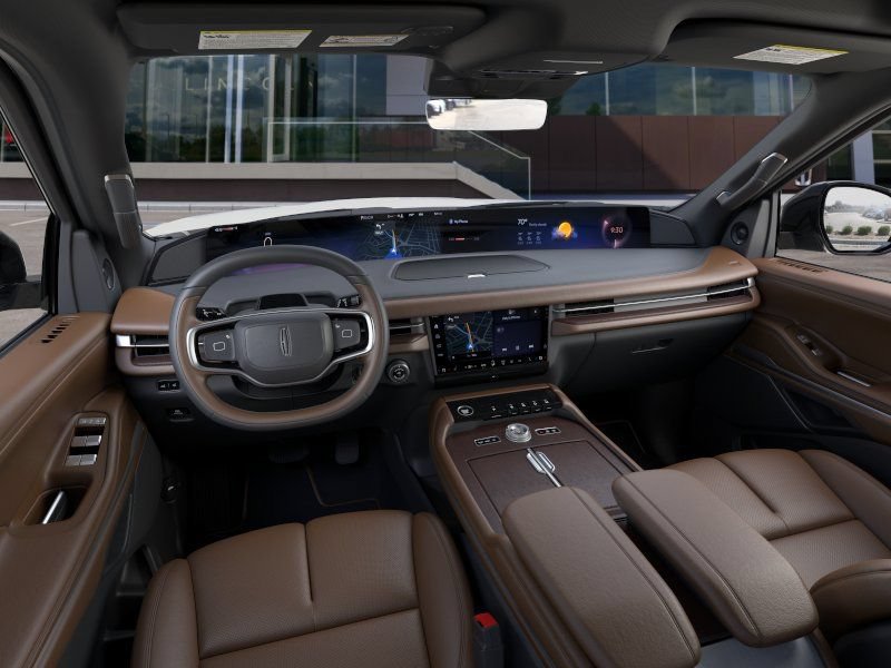 New 2026 Lincoln Navigator L Reserve AWD/4WD image 9