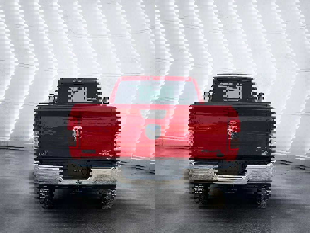 Used 2024 RAM 3500 Tradesman w/ Chrome Appearance Group image 5