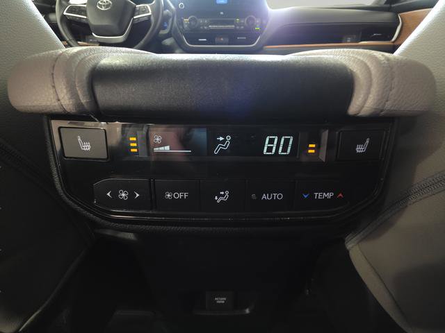 Used 2024 Toyota Grand Highlander AWD image 29