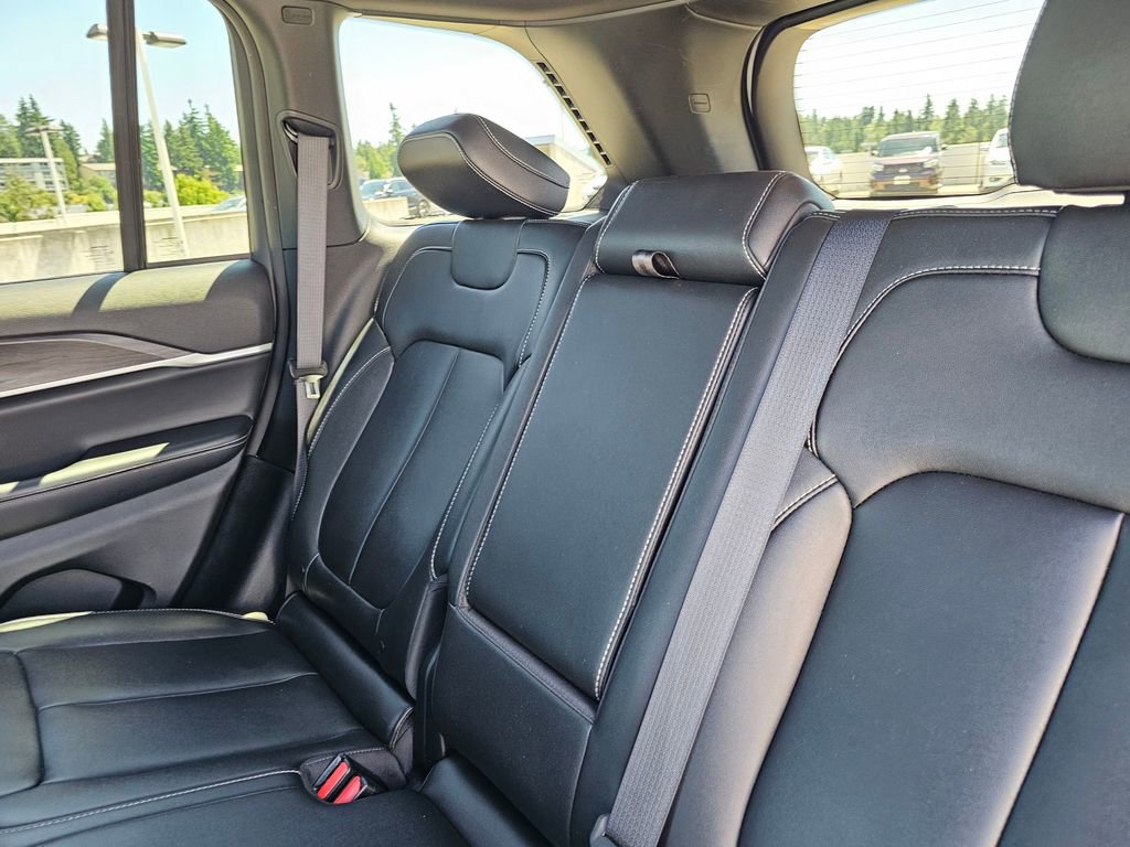 Used 2024 Jeep Grand Cherokee Limited 4xe image 20