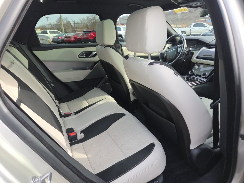 Used 2019 Land Rover Range Rover Velar R-Dynamic SE image 24