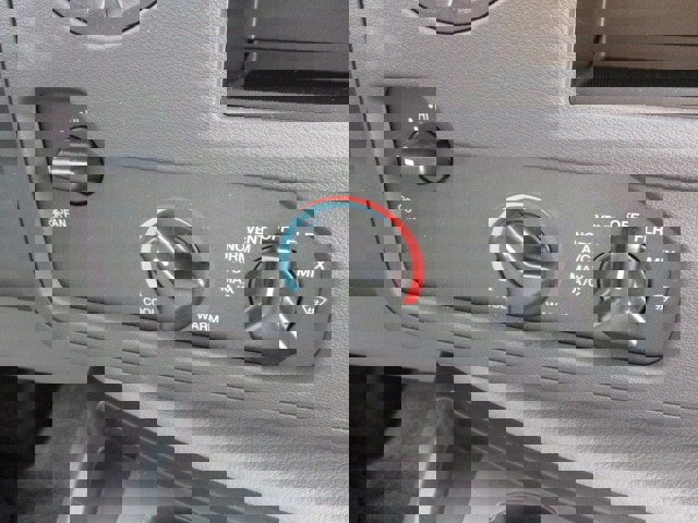 New 2025 Ford E-450 and Econoline 450 Super Duty w/ Power Equipment Group RWD image 7