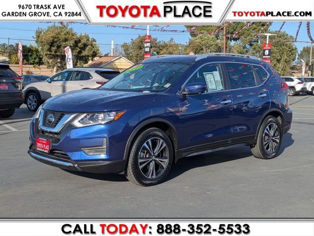 Used 2019 Nissan Rogue SV w/ Premium Package